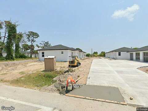 Rotonda Blvd W Unit #A-B-C, Rotonda West, FL 33947