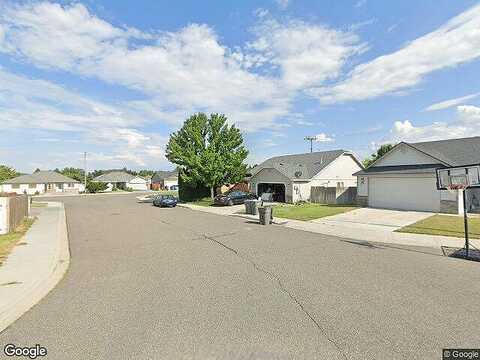 S Belfair Pl, Kennewick, WA 99338