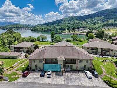 Watercrest Way, Young Harris, GA 30582