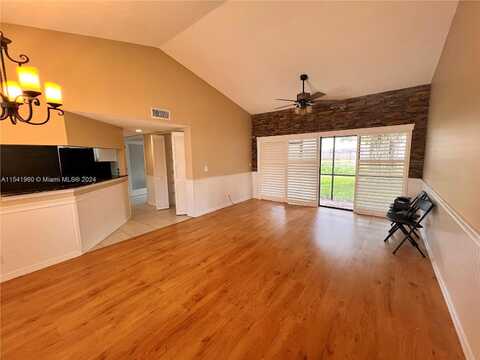 Via De Casas Sur, Boynton Beach, FL 33426