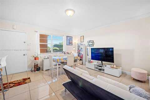Se 2Nd St, Hallandale Beach, FL 33009