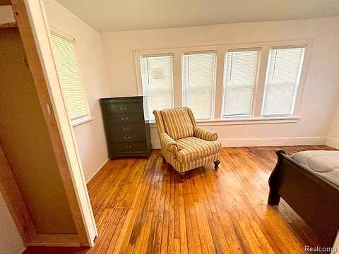 Grand Traverse, FLINT, MI 48503