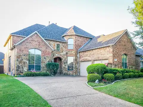 Camino Lagos, GRAND PRAIRIE, TX 75054
