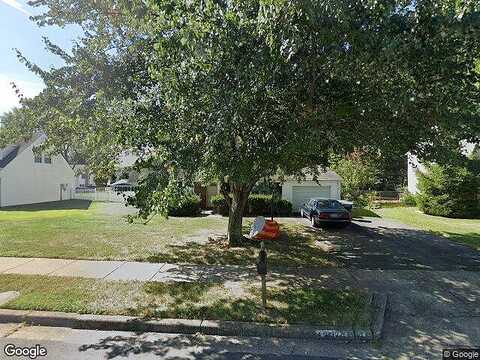 Pleasantview, FAIRFAX, VA 22033