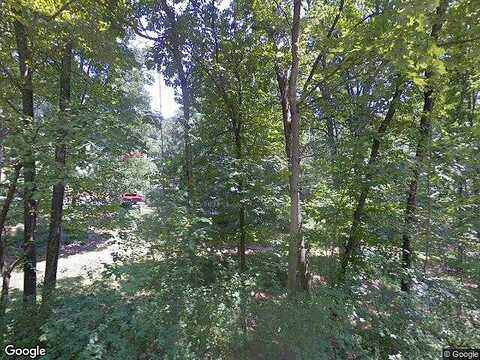 Links Manor, SALEM, VA 24153