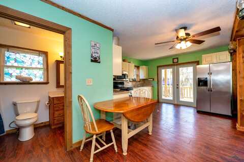 Pine Island, KARNACK, TX 75661