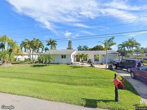 1St, CAPE CORAL, FL 33904