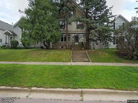 Pleasant, MANKATO, MN 56001
