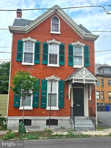 Charlotte, POTTSTOWN, PA 19464