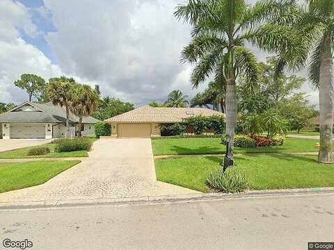 Kings Lake, NAPLES, FL 34112
