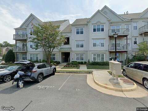 Hayes, FAIRFAX, VA 22033