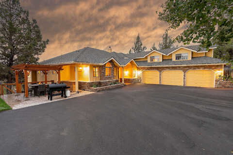 Cliff Hawk, REDMOND, OR 97756