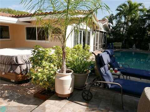8Th, DEERFIELD BEACH, FL 33441