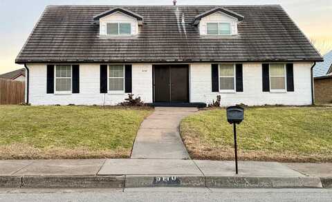 Challedon, DALLAS, TX 75211