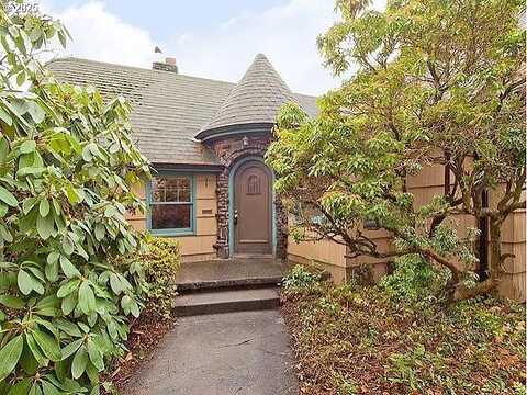 Stark, PORTLAND, OR 97233