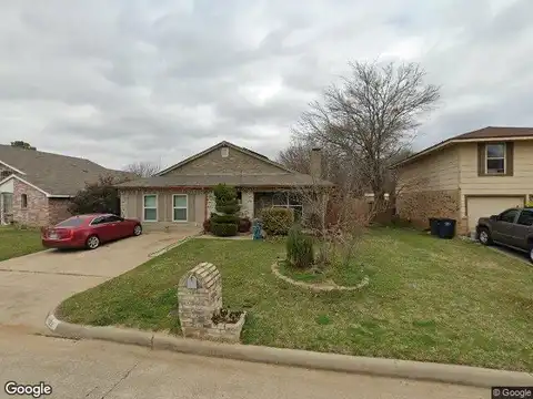 Nicole, BURLESON, TX 76028