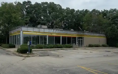 1301 N Galena Avenue, Dixon, IL 61021