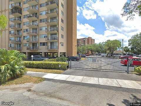 125Th, NORTH MIAMI, FL 33161