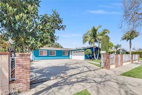 Spruce, SANTA ANA, CA 92704