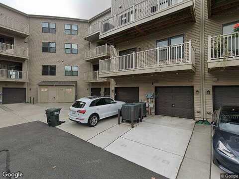 Tiverton, ASHBURN, VA 20147