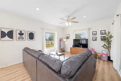 Oak Creek, BANGS, TX 76823