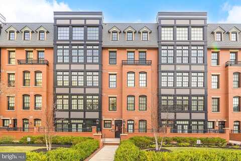 Clarendon, ARLINGTON, VA 22209