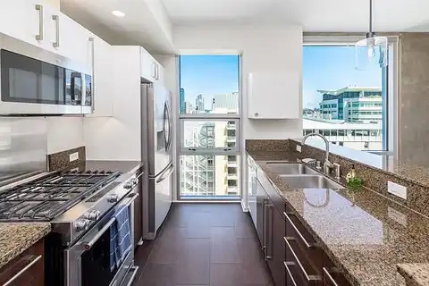 10Th, SAN DIEGO, CA 92101