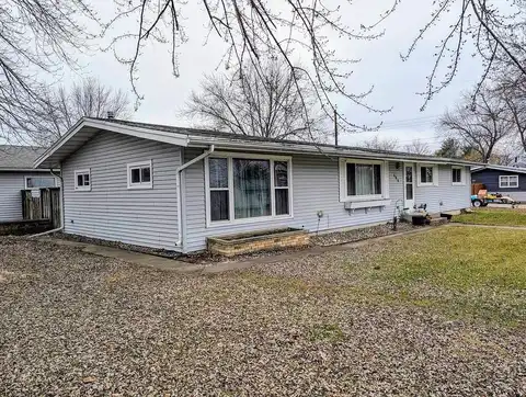 Broadway, PRAIRIE DU CHIEN, WI 53821