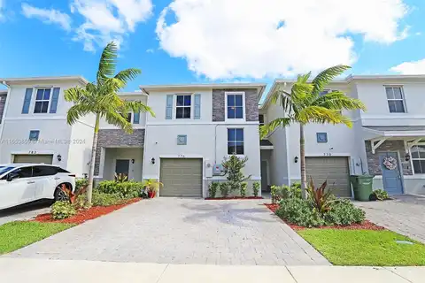 18Th, HOMESTEAD, FL 33034