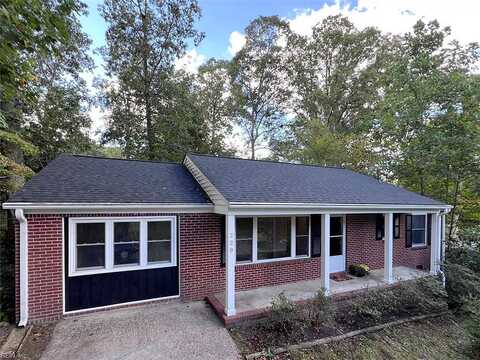 Tyler Brooks, WILLIAMSBURG, VA 23185