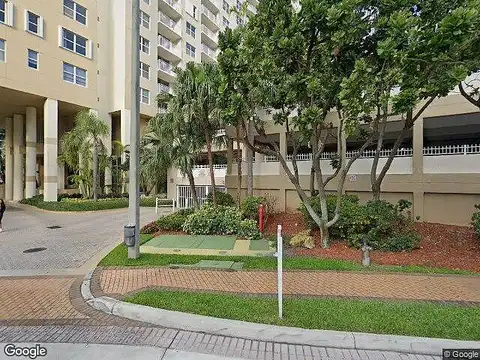 Claughton Island, MIAMI, FL 33131