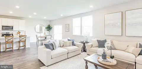 Erica Ln, COLUMBIA, PA 17512