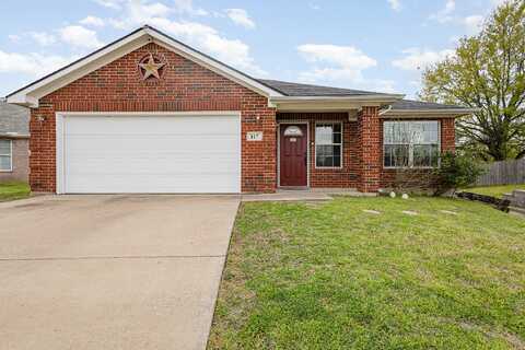 Mitchell Circle, Terrell, TX 75160