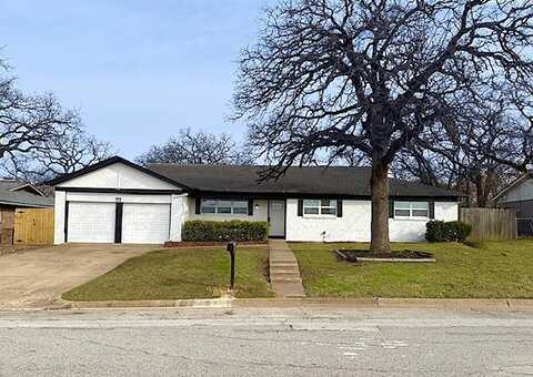 Plainview Court, Hurst, TX 76054