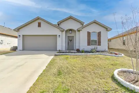 Adams Court, Weatherford, TX 76085