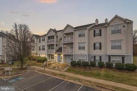 Lisle Dr #101, MANASSAS, VA 20109