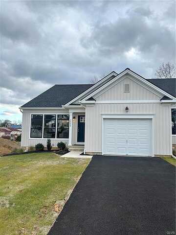 Norton Avenue #4, Palmer, PA 18045