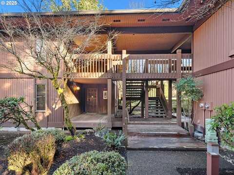 E Welches Rd #2, Welches, OR 97067