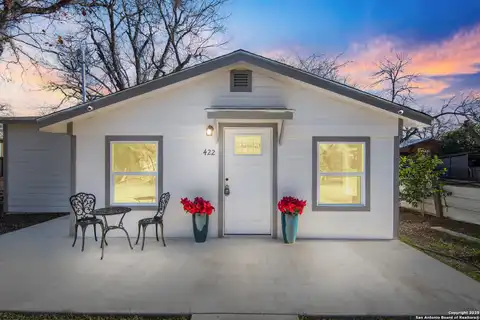 Apolonio St, Uvalde, TX 78801