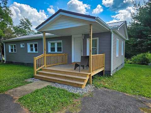 Mockingbird Lane, Galax, VA 24333