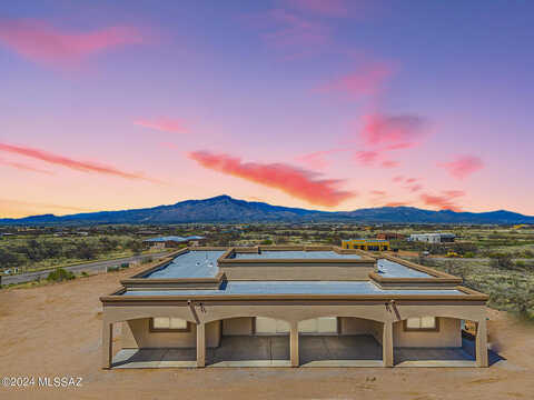 S Cattlemans Loop, Benson, AZ 85602