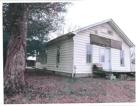 West, GREENVILLE, IL 62246