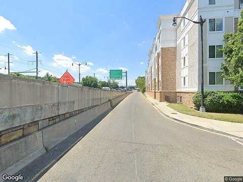 Kenilworth Ave Ne, WASHINGTON, DC 20019