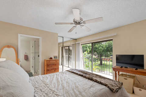 74Th, WEST PALM BEACH, FL 33407