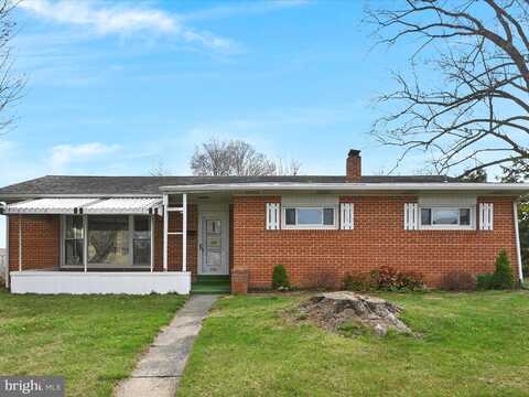 Hoover, MYERSTOWN, PA 17067