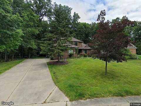 Christopher, WEST BLOOMFIELD, MI 48324