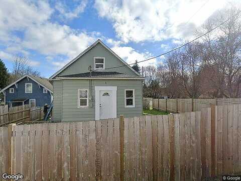 Maple, EVERETT, WA 98201