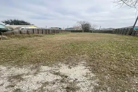 Pearl, ROCKPORT, TX 78382