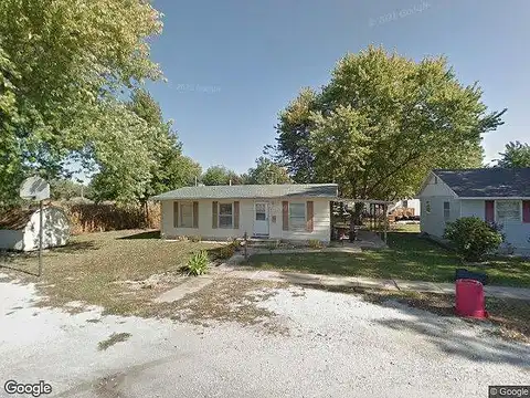 7Th, CARROLLTON, IL 62016