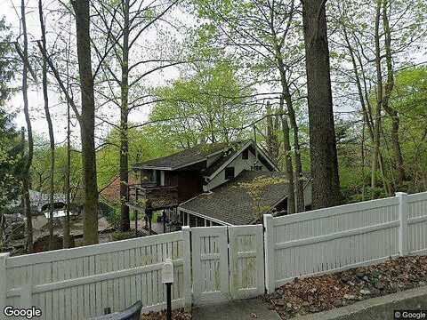 Quaker Bridge Road, Ossining, NY 10562